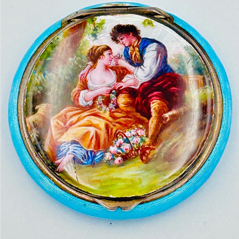 Antique Hand painted Compact sterling Romantic Scene collectible compact